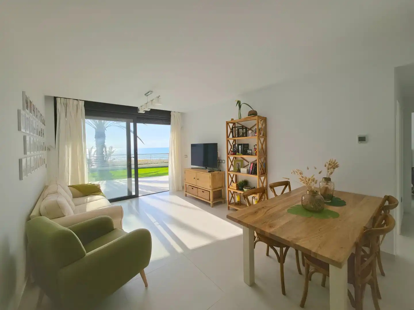 Sala d'estar de Planta baixa en venda en Elche / Elx amb Aire condicionat, Calefacció i Jardí privat