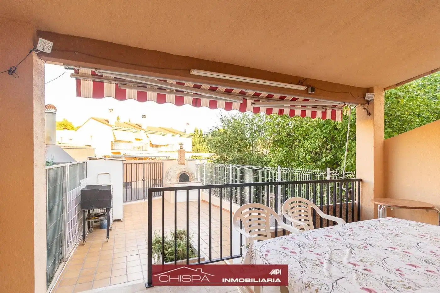 Adosado con terraza en venta en Corral Nou - Montros - Estepar