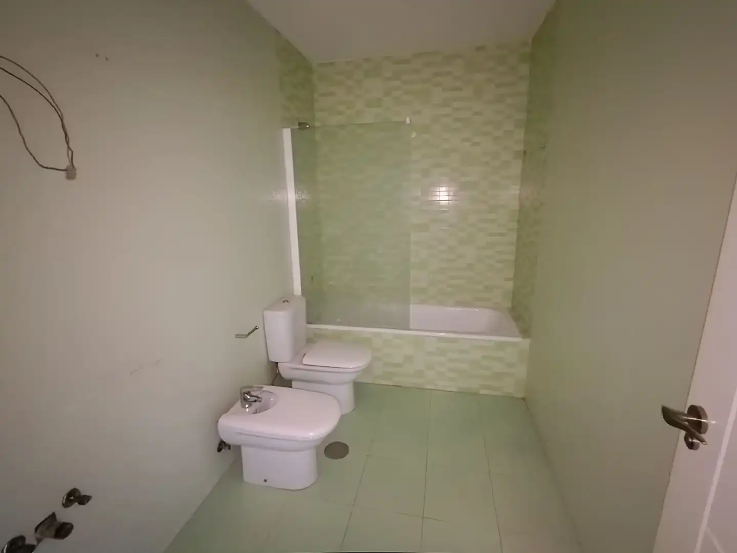 Baño de Casa adosada en venta en Alcolea de Calatrava con Calefacción, Jardín privado y Piscina