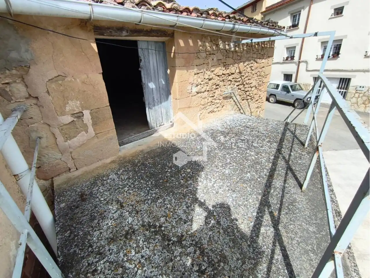 Garage for sale in Aguilar de Codés