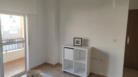 Photo 2 of Flat to rent in Calle Martínez de la Rosa, Los Castillejos - La Trinidad, Málaga Capital