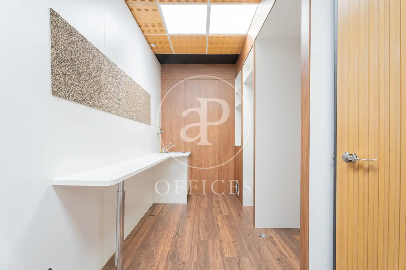 Office for rent in Madrid  with Air Conditioner and Heating