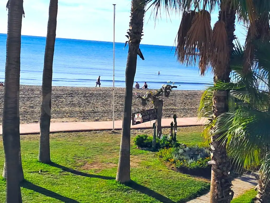 Exterior view of Flat for sale in Benalmádena  with Air Conditioner, Private garden and Terrace