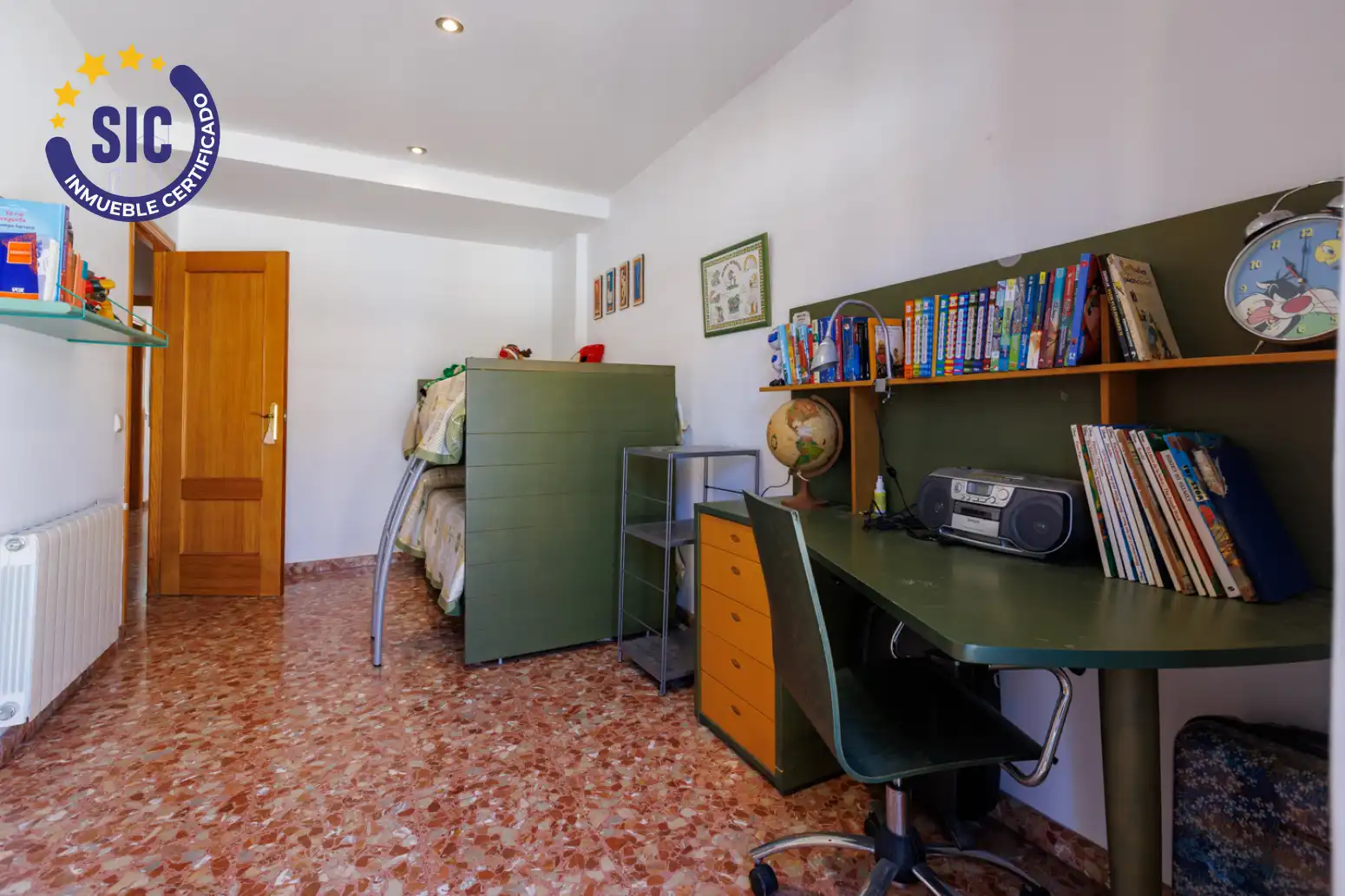Dormitori de Casa o xalet en venda en L'Alcúdia de Crespins amb Aire condicionat, Terrassa i Balcó