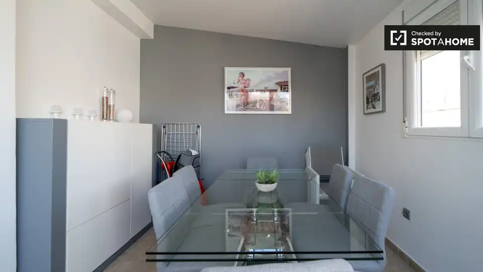 Room in Morvedre