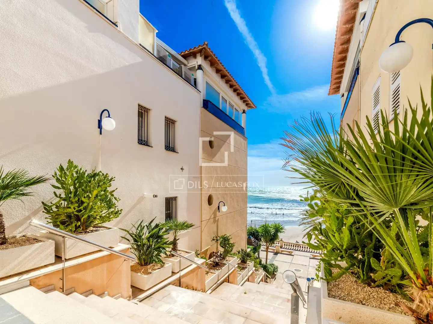 Exterior view of Attic for sale in Sitges  with Air Conditioner, Terrace and Swimming Pool