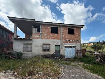 Casa rústica amb balcó en venda a Mancha Real