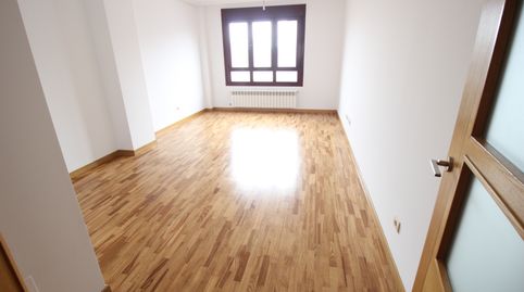 Foto 5 de Piso en venta en Luanco - Aramar - Antromero, Asturias