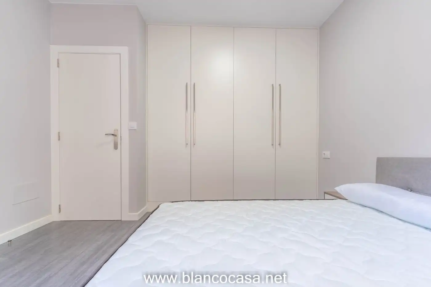 Habitación de Piso de alquiler en Carballo con Calefacción, Trastero y Amueblado