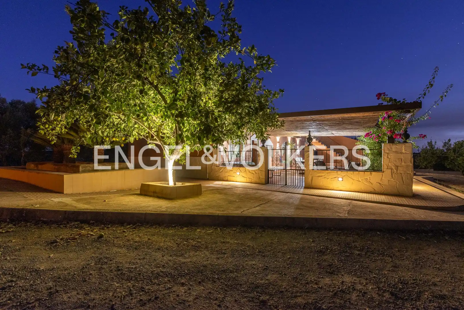 Terrace of Country homes for sale in Calañas, Huelva