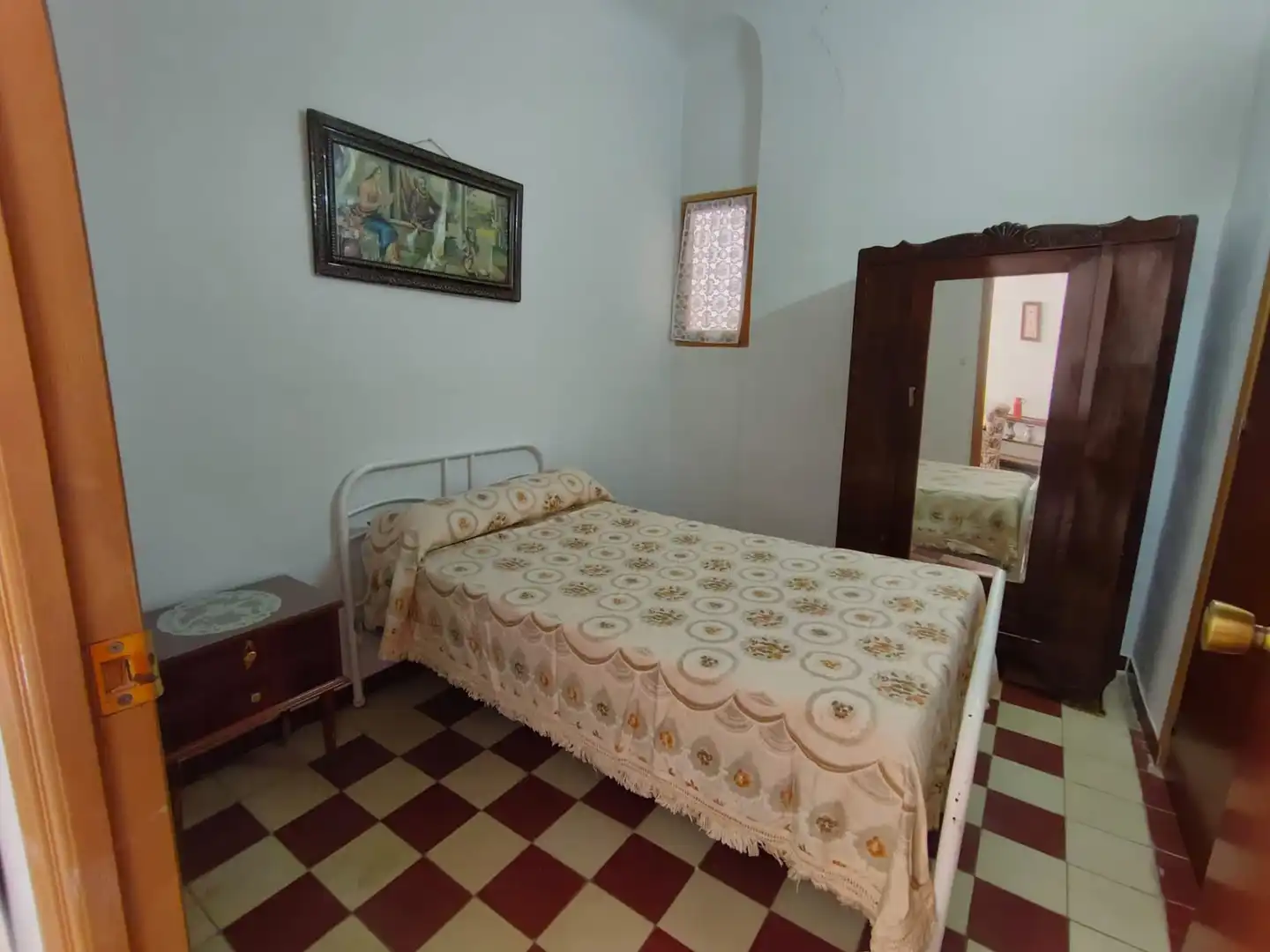Dormitori de Casa o xalet en venda en Guadix