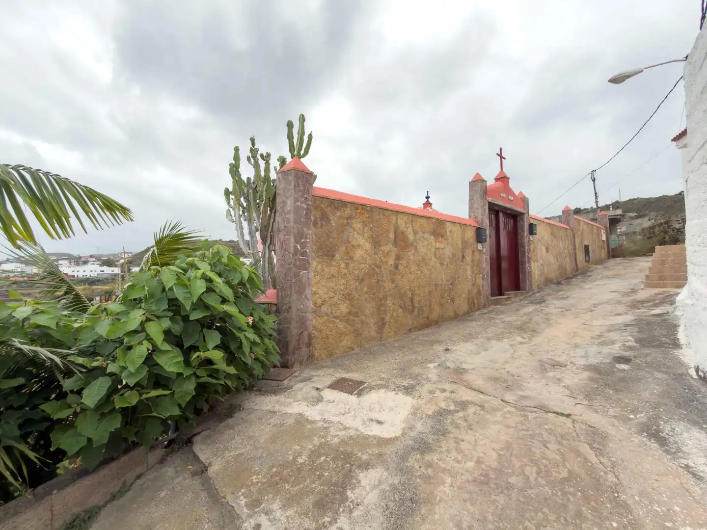 Vista exterior de Casa o xalet en venda en Icod de los Vinos amb Jardí privat, Terrassa i Traster