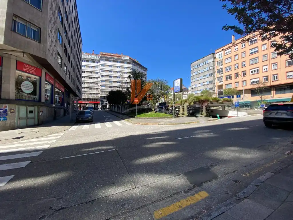Gewerbefläche zum Verkauf in Rua Santiago Chile 1, imagen 3