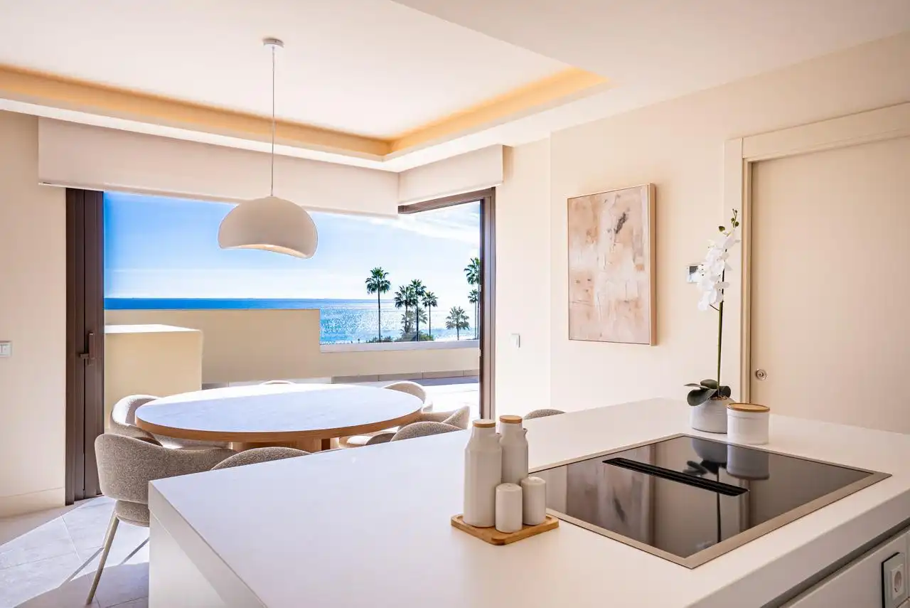 Cocina de Ático de alquiler en Estepona con Aire acondicionado, Calefacción y Terraza