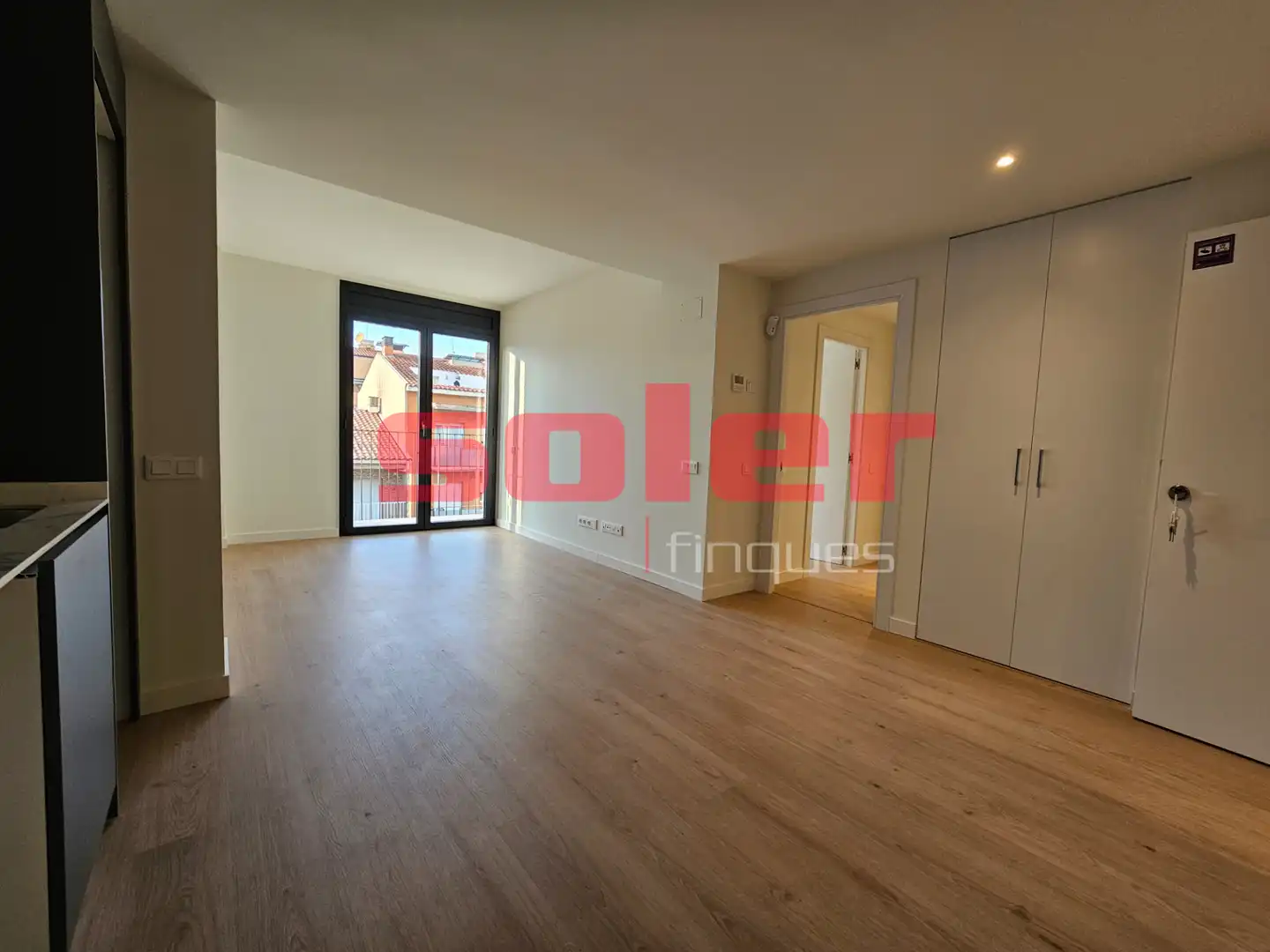 Flat for sale in Rubí  with Air Conditioner and Heating