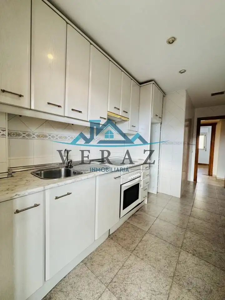 Küche von Wohnung zum Verkauf in Talavera de la Reina mit Parkett und Terrasse