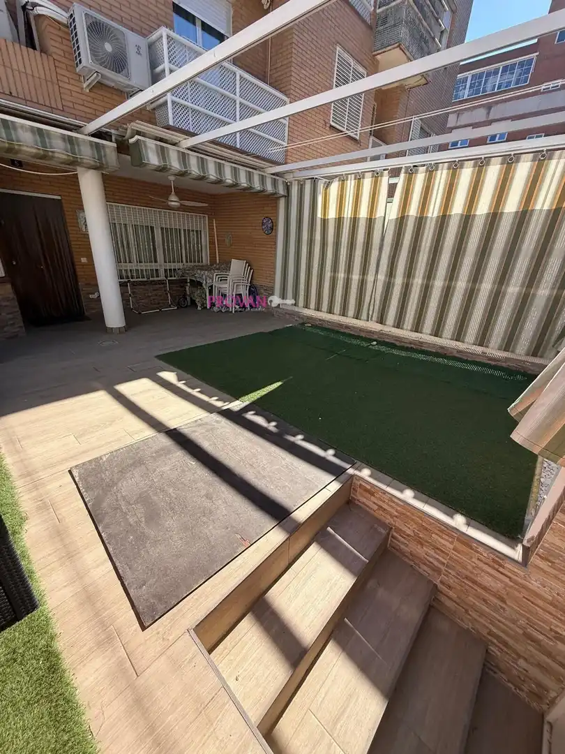 Terrassa de Dúplex en venda en Fresnos I y II