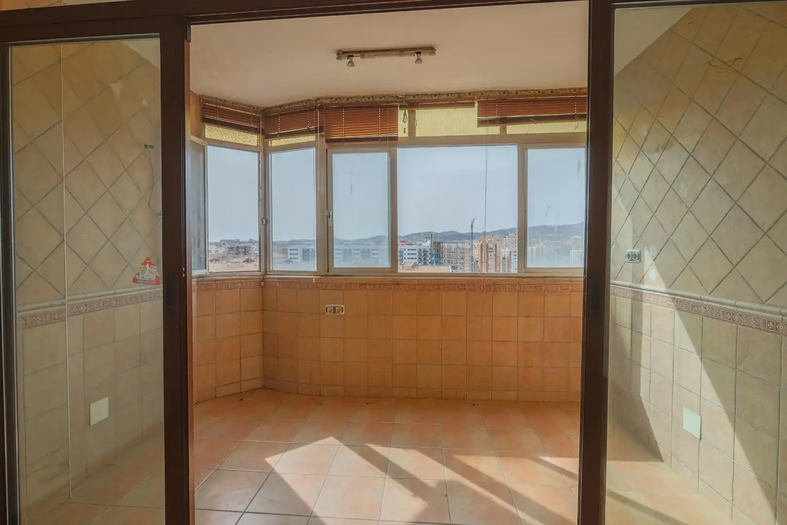 Habitación de Piso en venta en Málaga con Aire acondicionado, Parquet y Alarma