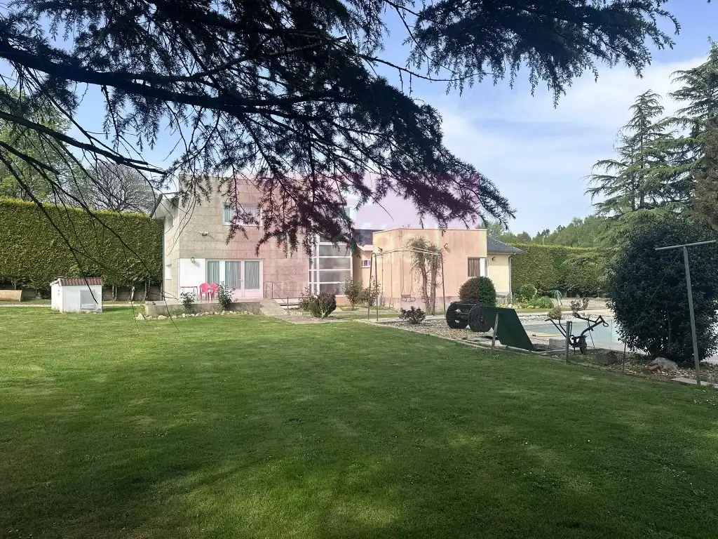 Exterior view of Houses for sale in Guntín