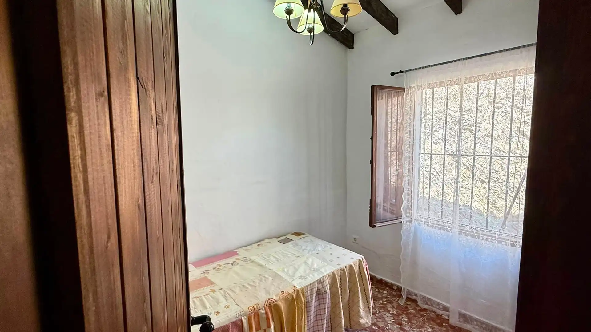 Dormitori de Casa o xalet en venda en Sedella amb Aire condicionat, Jardí privat i Terrassa