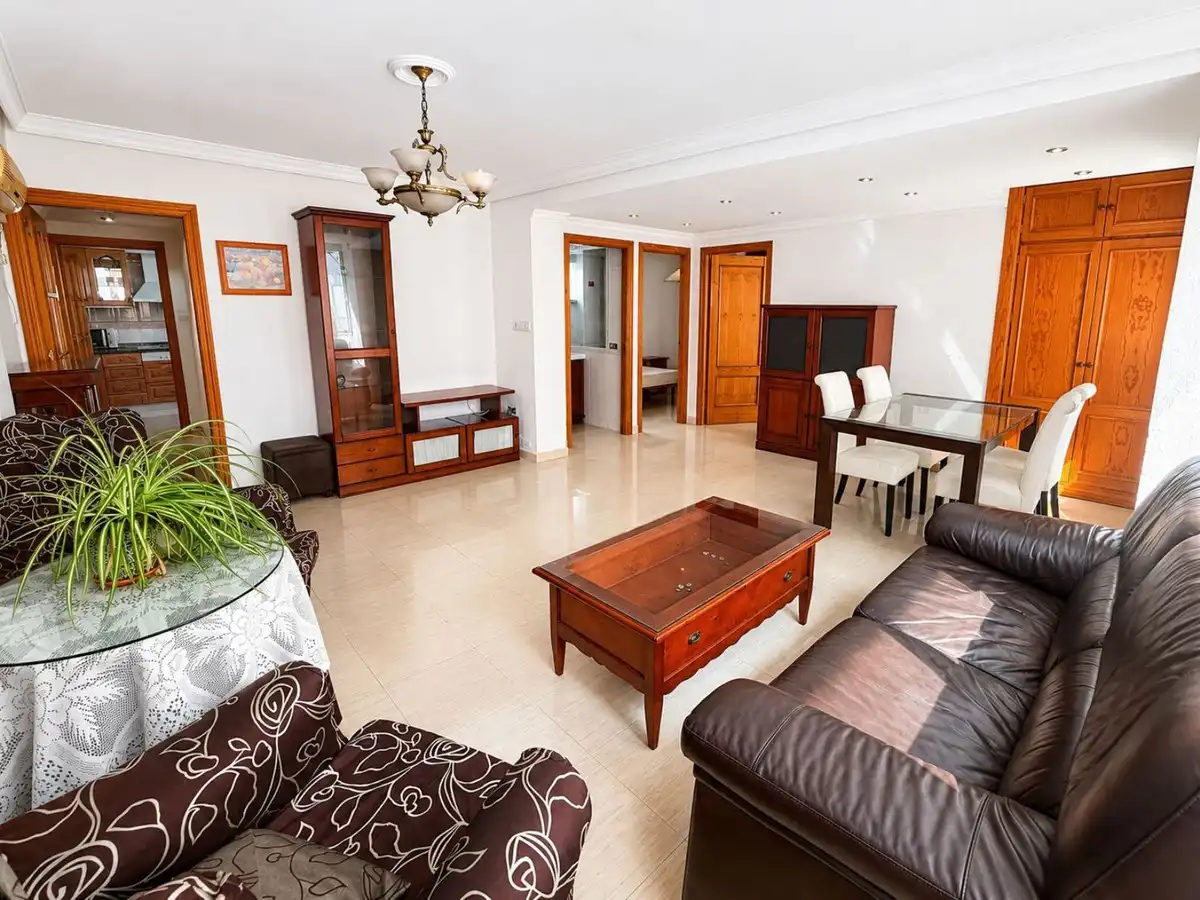 Sala de estar de Piso en venta en Málaga con Aire acondicionado y Amueblado