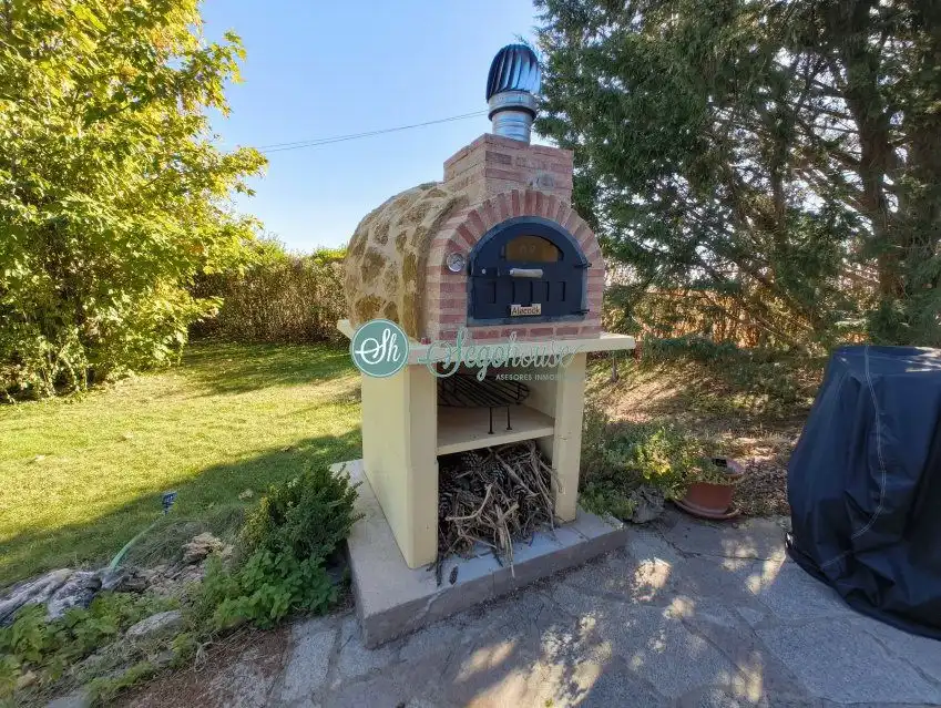 Detached house with garden for sale in Valverde del Majano, imagen 89