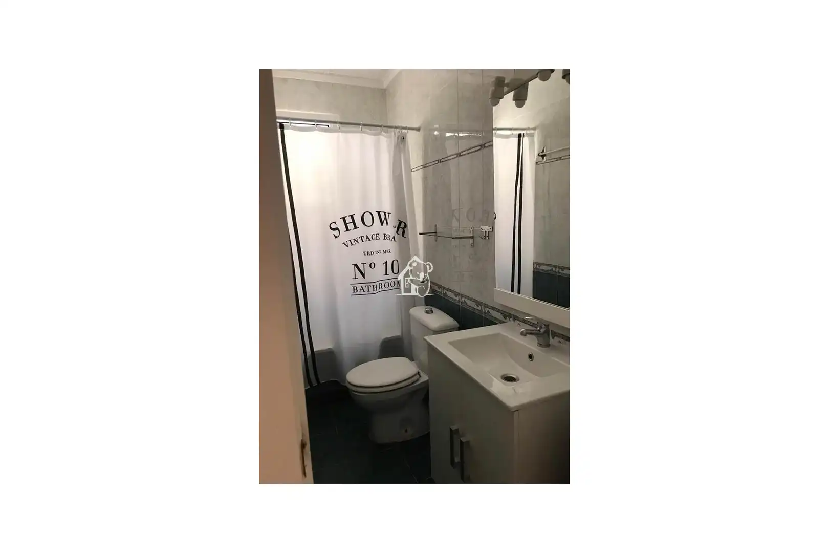 Bathroom of Houses for rent in Torrevieja  with Air Conditioner, Terrace and Swimming Pool