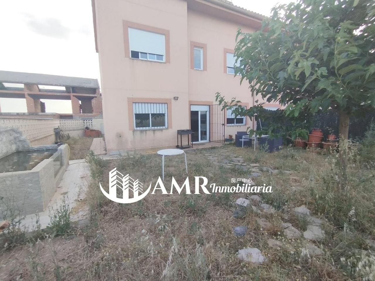 Exterior view of House or chalet for sale in Chozas de Canales  with Heating, Terrace and Balcony