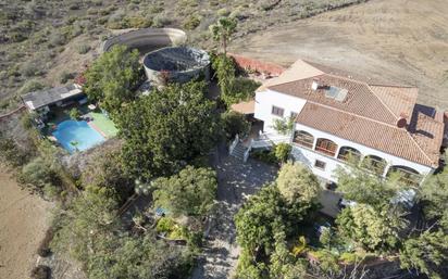 Vista exterior de Casa o xalet en venda en San Miguel de Abona amb Terrassa i Piscina