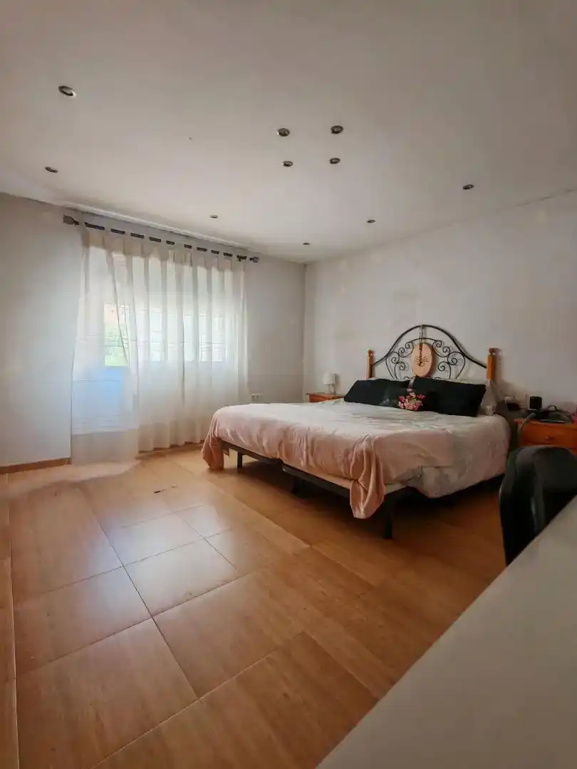 Dormitori de Casa adosada en venda en Las Gabias