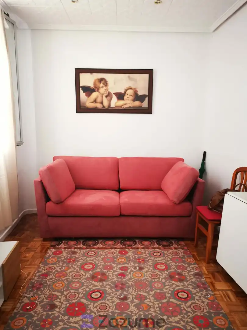Piso de alquiler en C. del Mesón de Paredes, Embajadores - Lavapiés