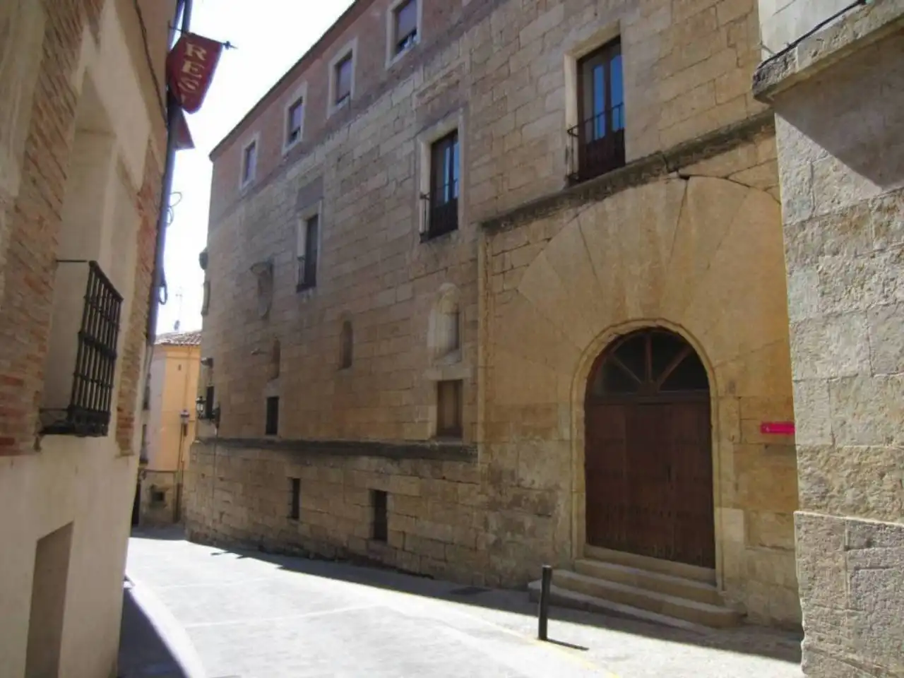 Local commercial à louer à Calle DIEZ TARAVILLA