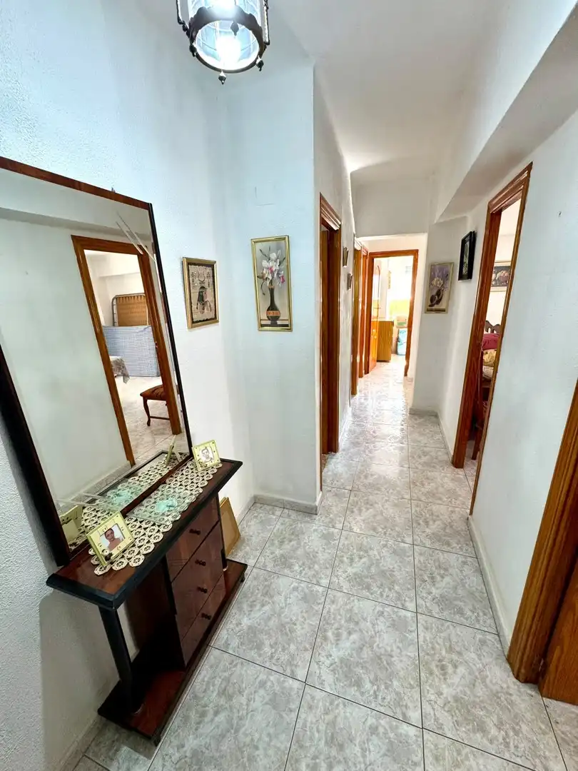 Apartamento con ascensor en venta en Zona Metro