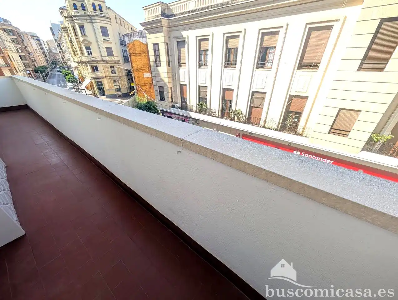 Terrassa de Pis de lloguer en Linares amb Moblat i Balcó