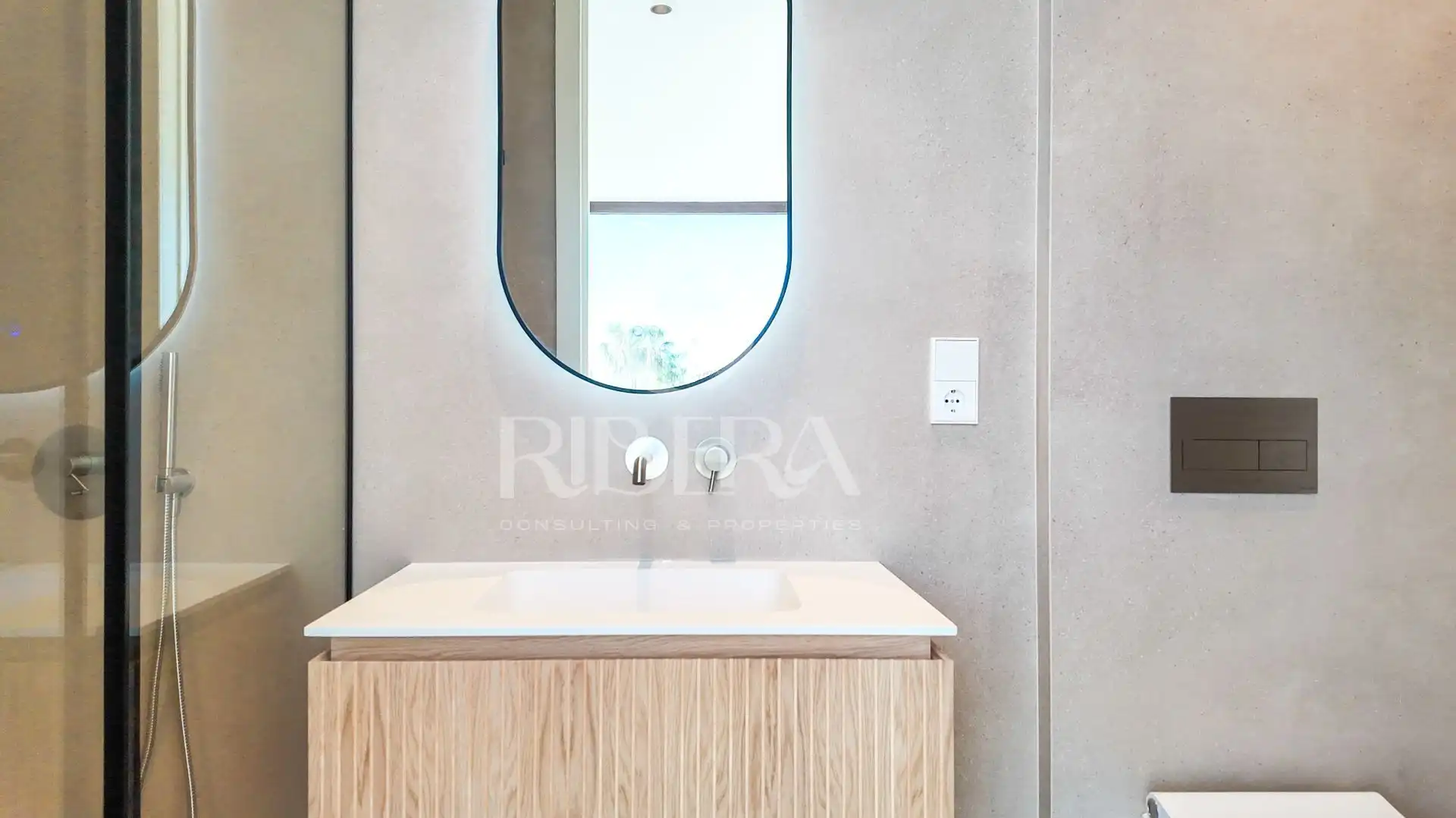 Baño de Casa o chalet en venta en L'Eliana con Aire acondicionado, Calefacción y Jardín privado