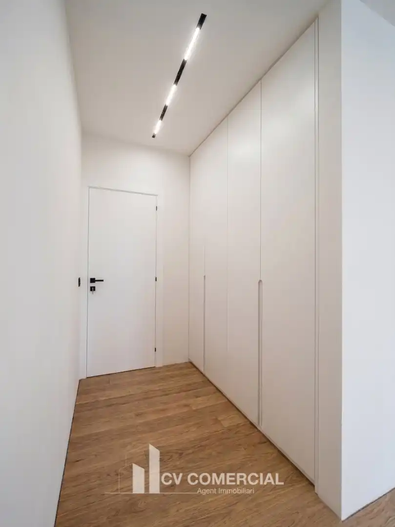Flat for sale in Pallejà  with Air Conditioner, Heating and Parquet flooring