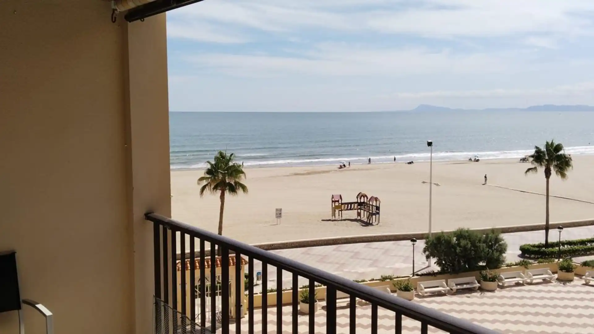 Habitación de Apartamento en venta en Cullera con Terraza, Amueblado y Piscina comunitaria