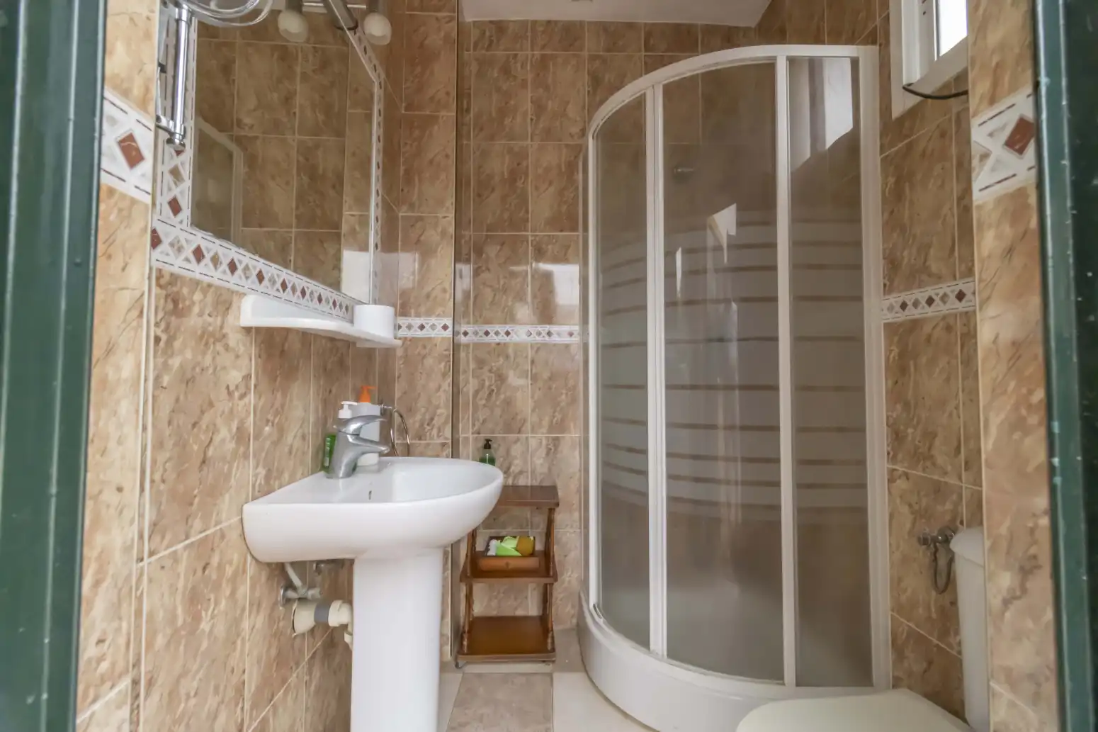 Bathroom of Houses for sale in Carmona  with Air Conditioner, Private garden and Swimming Pool