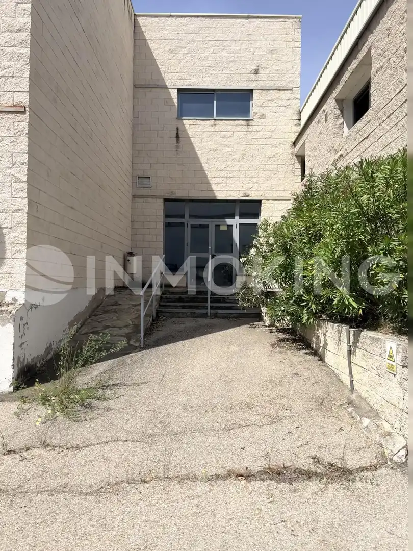 Fabrikhallen zum Verkauf in Tres Cantos mit Heizung