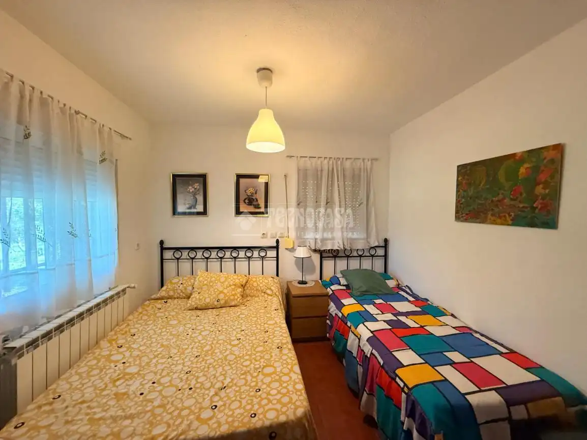 Habitación de Casa o chalet en venta en Serracines con Calefacción, Jardín privado y Terraza
