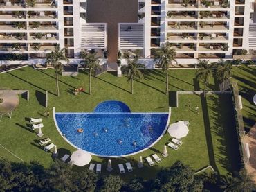 Apartament amb piscina en venda a Puerto Deportivo