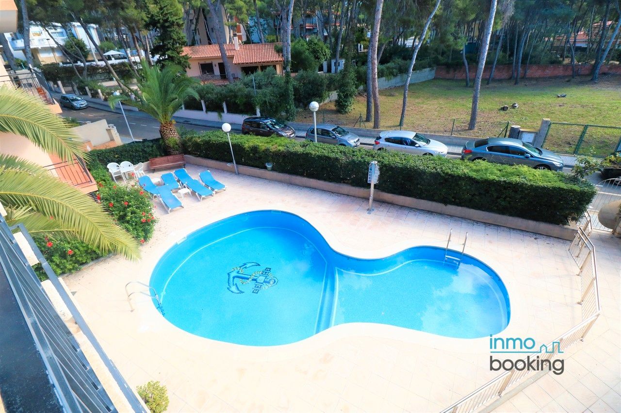 Swimming pool of Apartment for sale in Salou  with Air Conditioner, Heating and Terrace