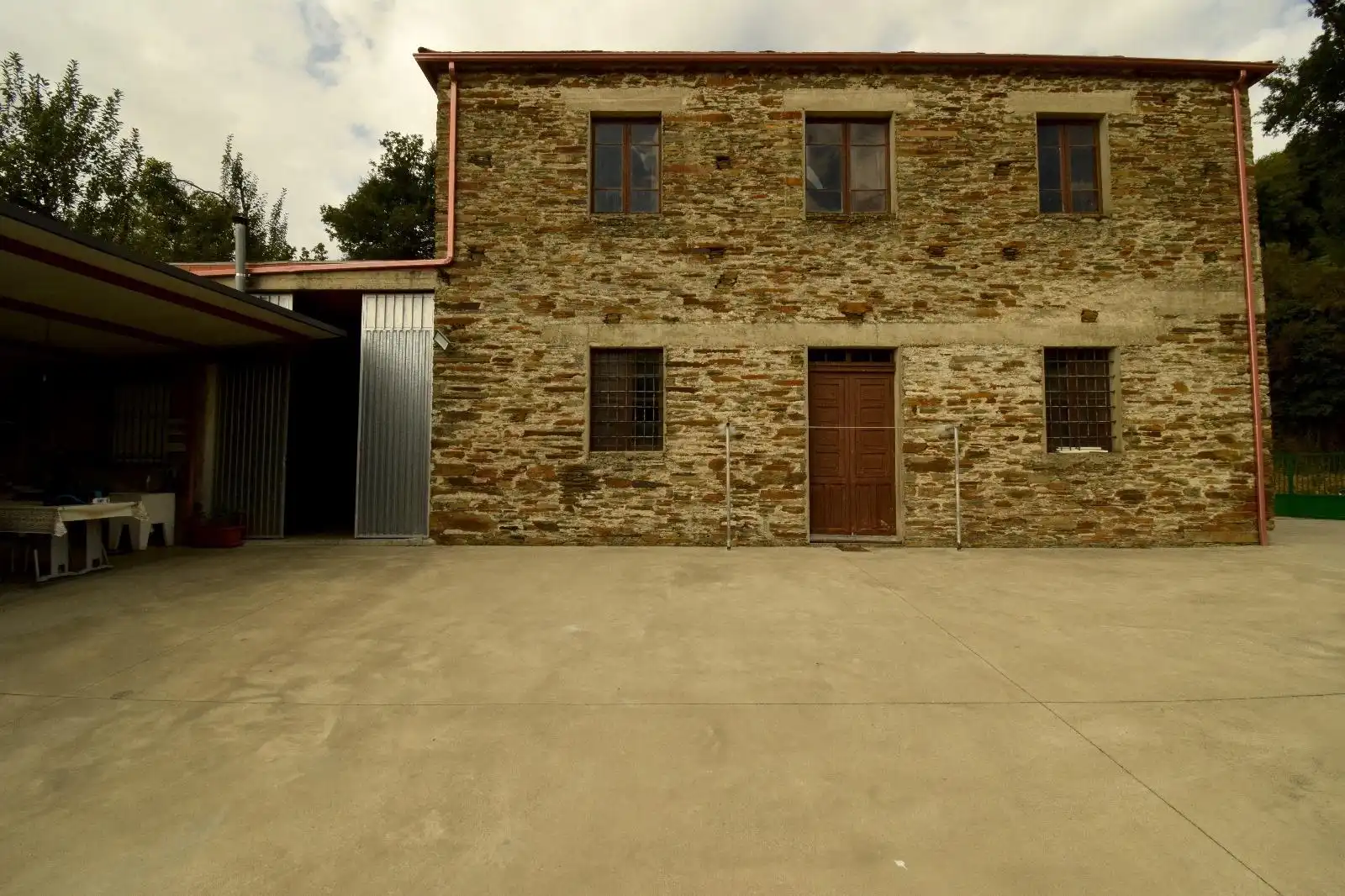 Exterior view of Houses for sale in O Incio 
