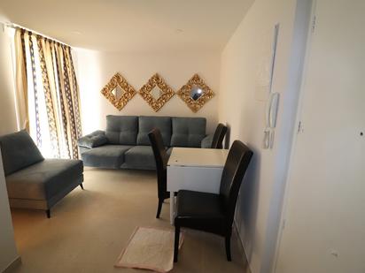 Living room of Flat for sale in  Palma de Mallorca  with Terrace, Furnished and Oven