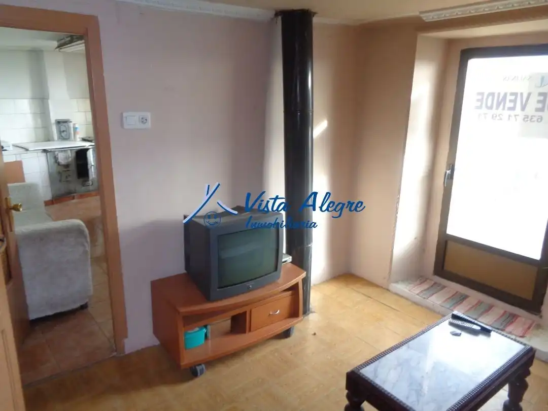 Sala d'estar de Casa o xalet en venda en Villalba de Rioja amb Traster i Moblat