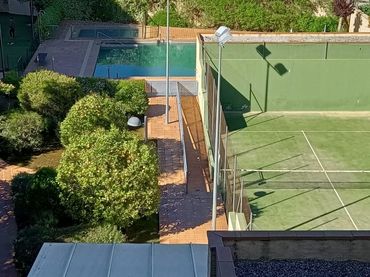 Apartament amb balcó de lloguer a Avenida Ilustración 51