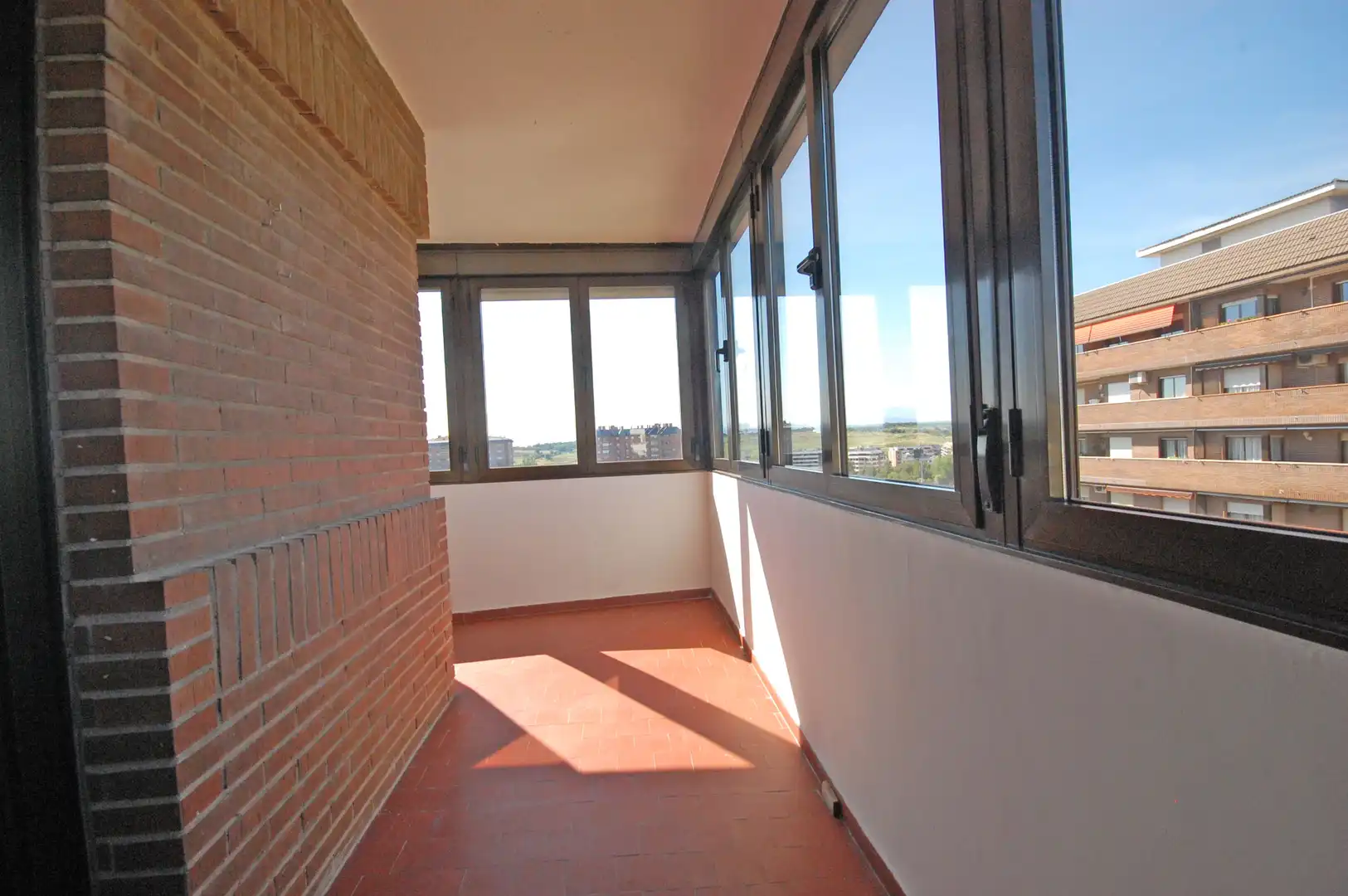 Terrassa de Pis de lloguer en Madrid amb Aire condicionat, Calefacció i Moblat