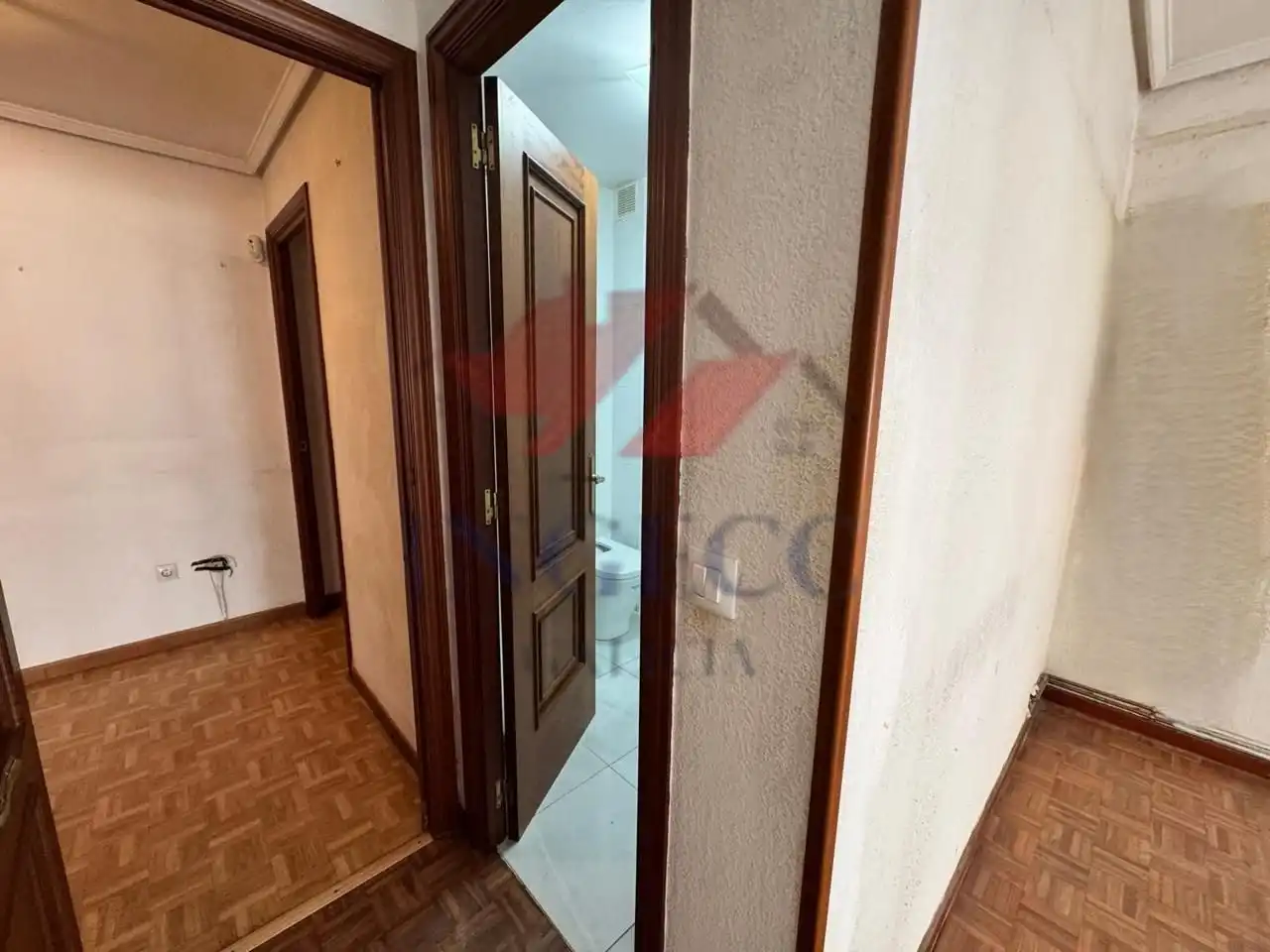 Piso en venta en A Coruña Capital  con Calefacción, Parquet y Trastero