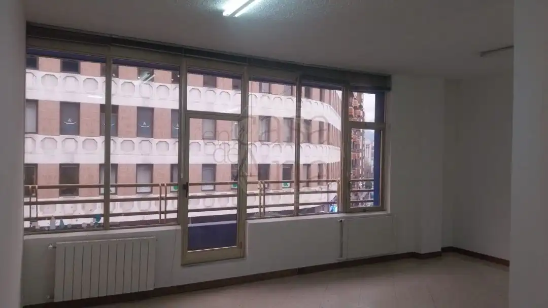 Bureau avec ascenseur à louer à Agirre Lehendakariaren Etorbidea, imagen 17