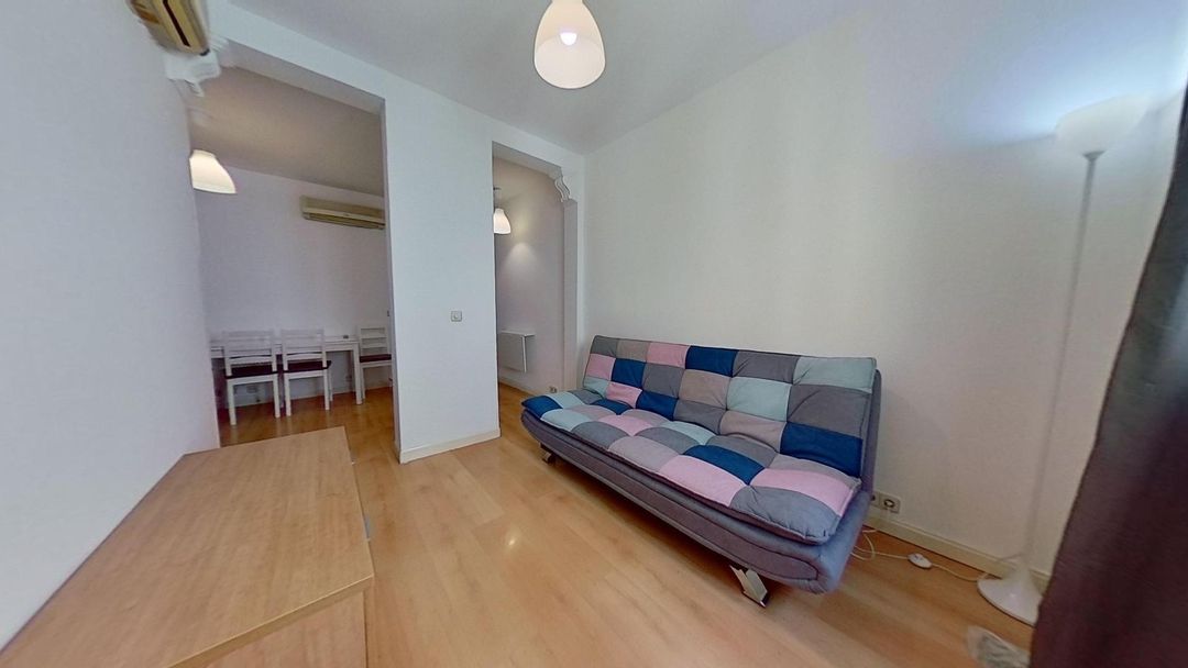 Living room of Apartment for rent in  Madrid Capital  with Air Conditioner and Heating